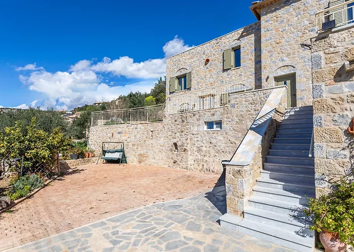 Daniela * Neokhorion (Messenia)